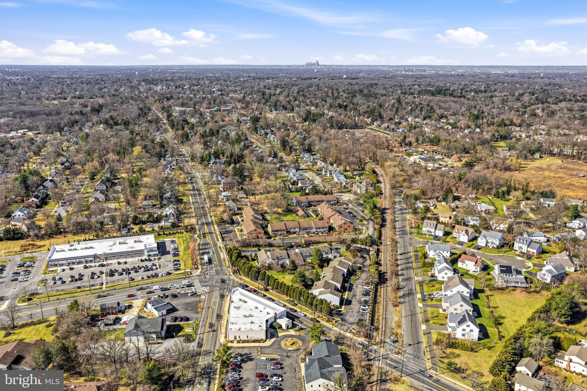 635 East Main Street, Unit 7 Moorestown, NJ 08057 - Photo 45 of 52 an aerial view of multiple house