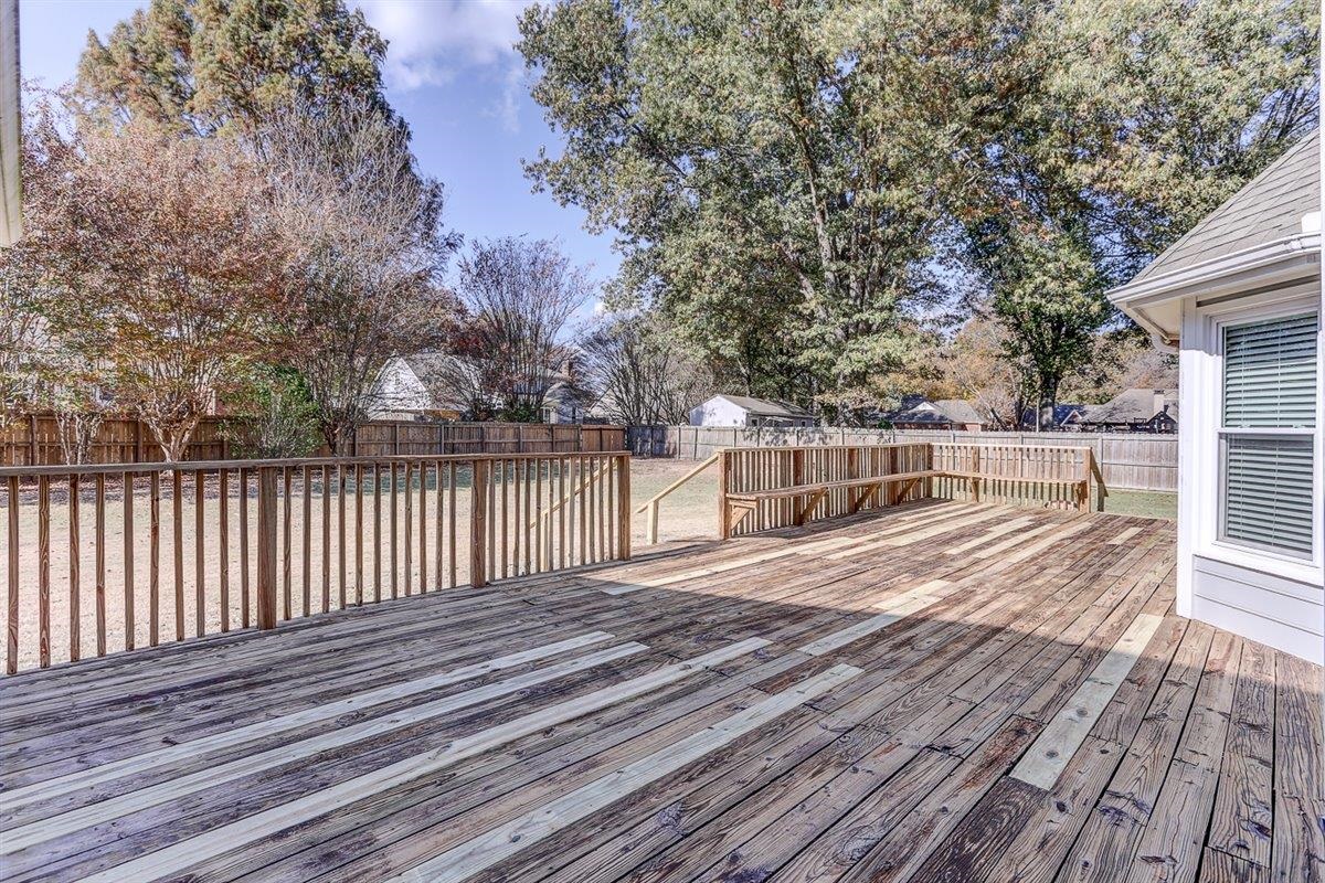 665 Lancelot Lane Collierville, TN 38017 - Photo 25 of 26 a view of a wooden floor