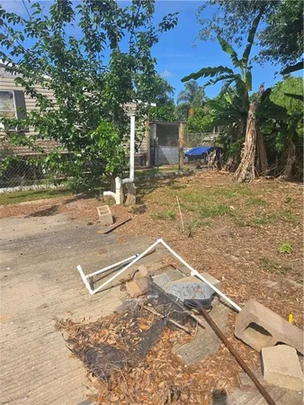 $75,000 | 119 East Collins Drive, Buras, LA 70041