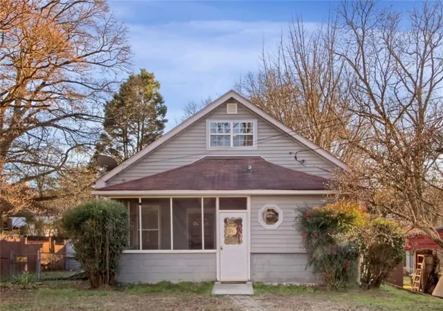 $215,000 | 1617 Elm Street Northeast, Conyers, GA 30012