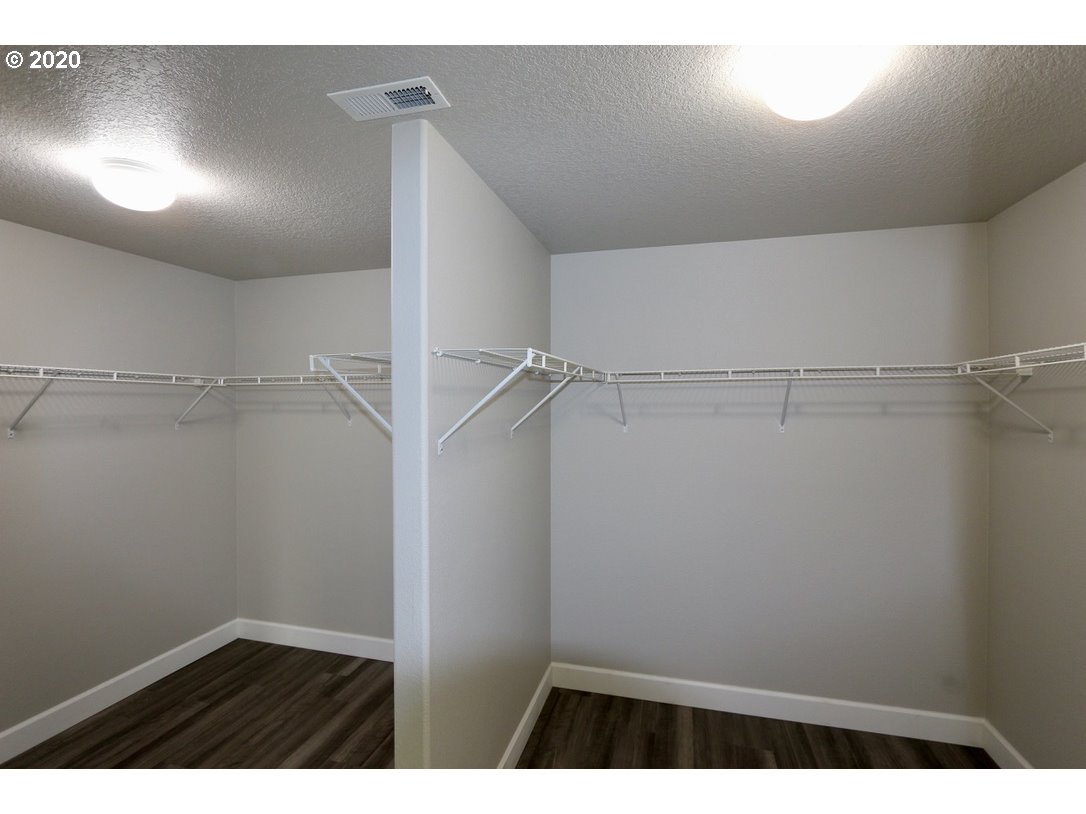 1986 Southwest 33rd Street Gresham, OR 97080 - Photo 26 of 32 a view of an empty walk in closet
