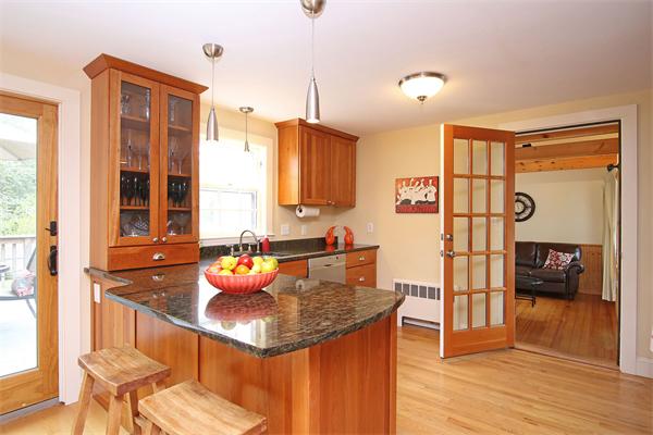 4 Eaton Road Wenham, MA 01984 - Photo 6 of 30 Gallery Image 6