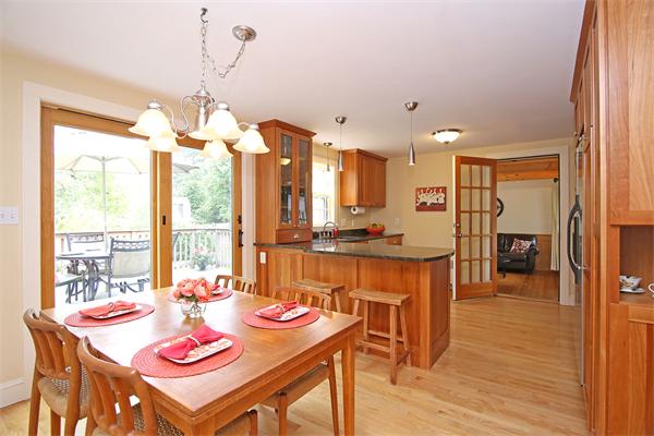 4 Eaton Road Wenham, MA 01984 - Photo 8 of 30 Gallery Image 8