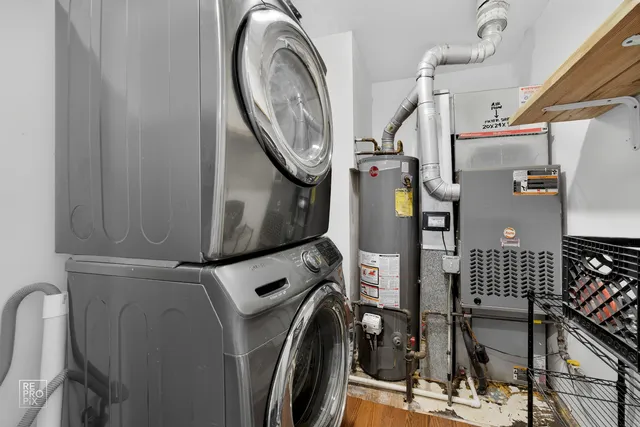 $375,500 | 7850 McVicker Avenue, Burbank, IL 60459