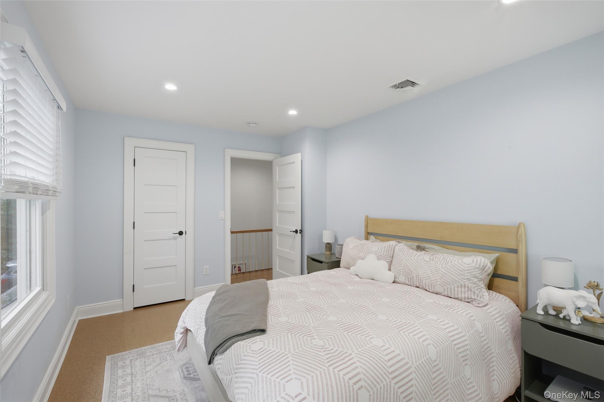 18 West Meadow Road Setauket, NY 11733 - Photo 28 of 32