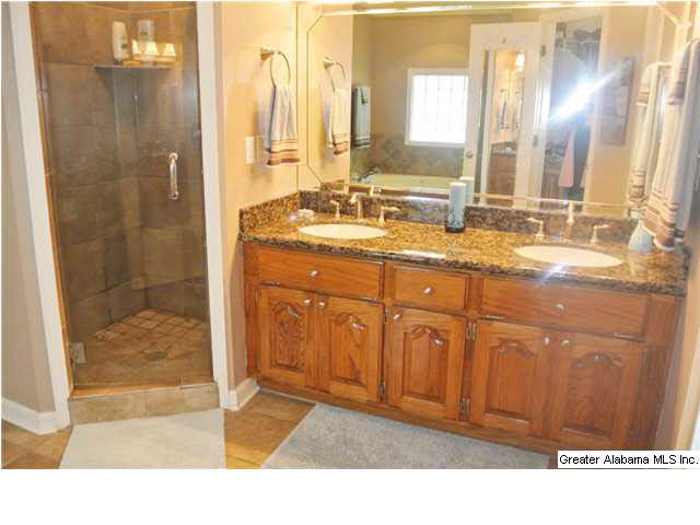 1435 Woodland Ridge Road Odenville, AL 35120 - Photo 7 of 32