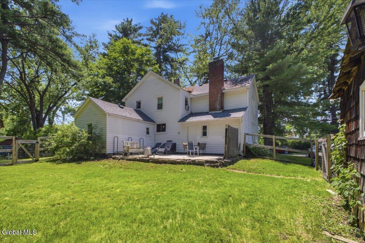 9 Font Grove Road Bethlehem, NY 12159 - Photo 4 of 25 27-015_IMG_2694
