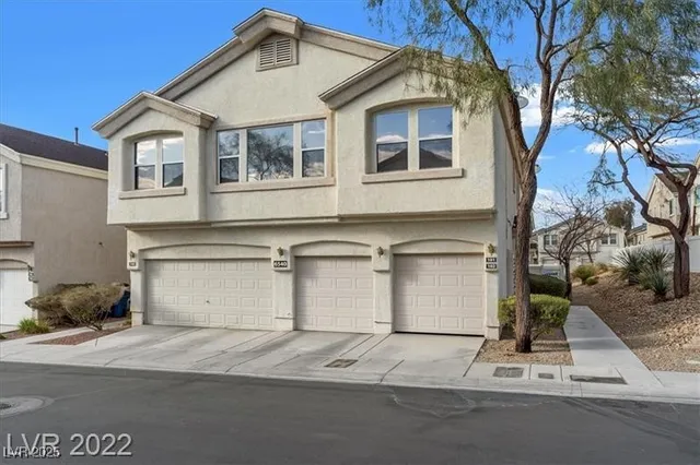 $1,650 | 6540 Charlie Chaplin Avenue, Unit 103, Las Vegas, NV 89122