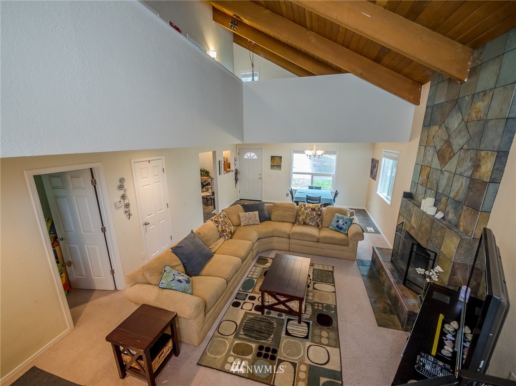17528 20th Drive Southeast Bothell, WA 98012 - Photo 14 of 16 Gallery Image 14