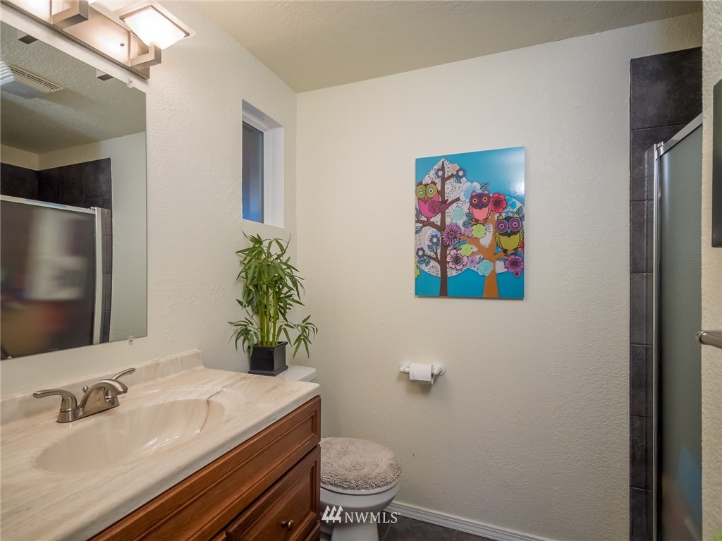 17528 20th Drive Southeast Bothell, WA 98012 - Photo 6 of 16 Gallery Image 6