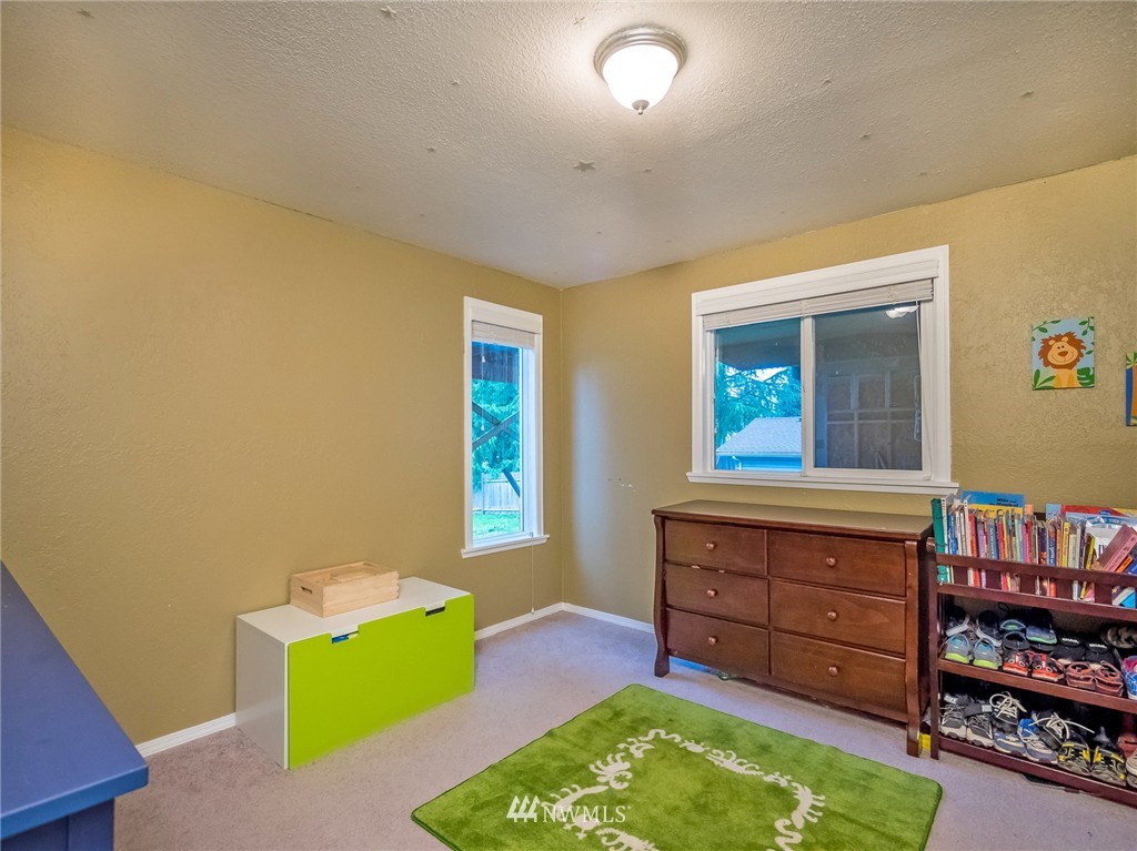 17528 20th Drive Southeast Bothell, WA 98012 - Photo 7 of 16 Gallery Image 7