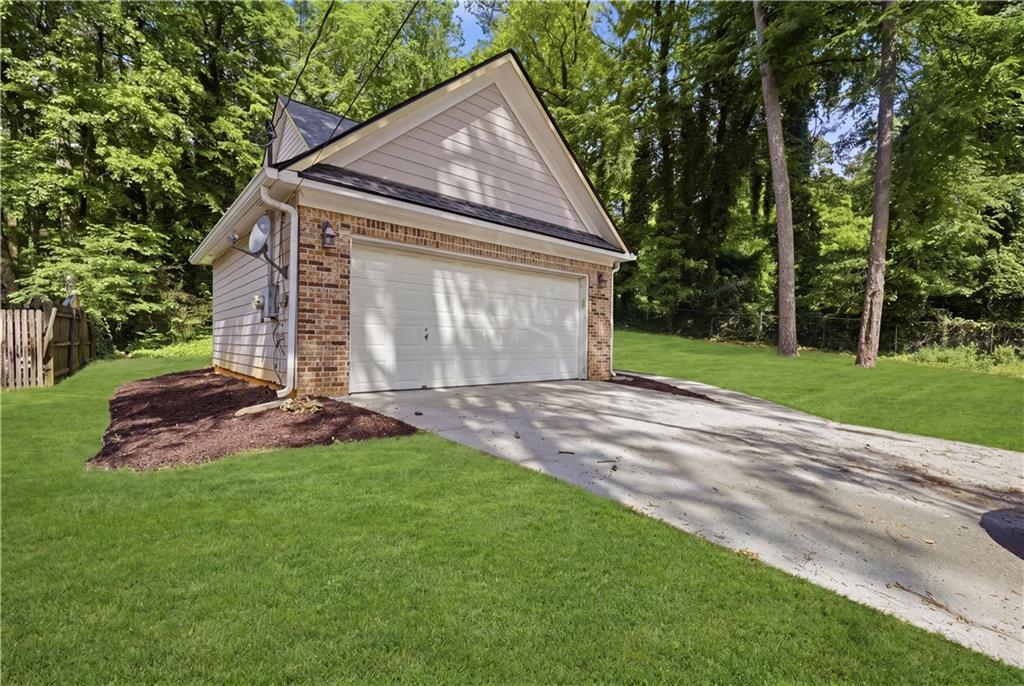 3860 Old Gordon Road Northwest Atlanta, GA 30336 - Photo 2 of 24