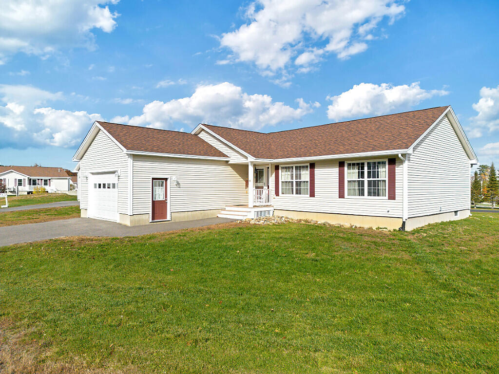 18 Hunter Drive Hermon, ME 04401 - Photo 1 of 50 16_DJI_0973_DxO_mls