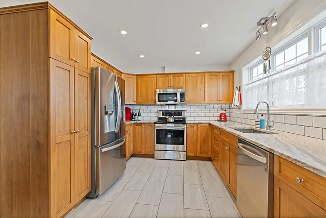 $390,000 | 18 Hunter Drive, Hermon, ME 04401