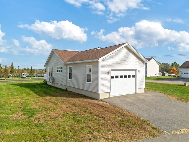 $390,000 | 18 Hunter Drive, Hermon, ME 04401