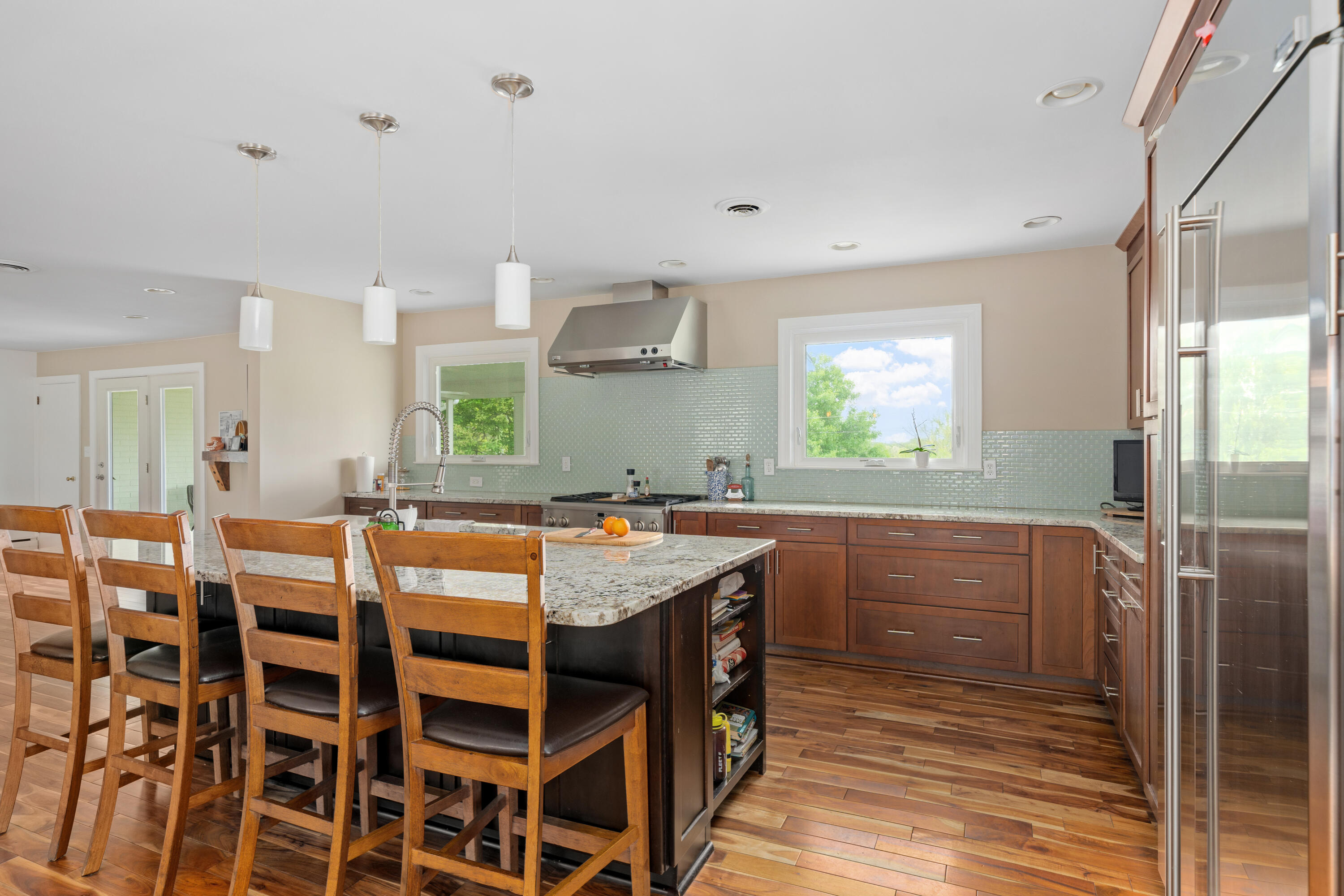 1719 Blair Road Southwest Roanoke, VA 24015 - Photo 13 of 40 a kitchen that has a table and chairs in it
