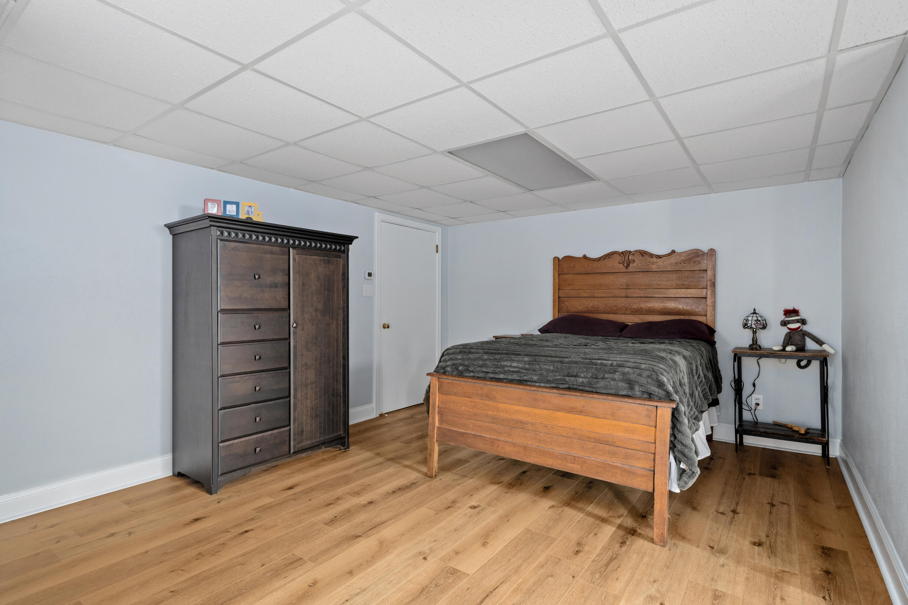 1719 Blair Road Southwest Roanoke, VA 24015 - Photo 27 of 40 a bedroom with a bed and a closet