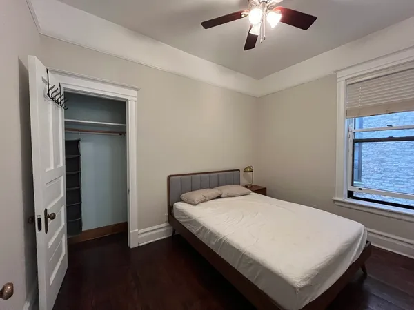 $3,600 | 1359 East 57th Street, Unit 1, Chicago, IL 60637