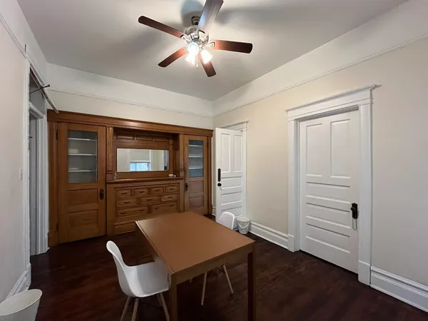 $3,600 | 1359 East 57th Street, Unit 1, Chicago, IL 60637