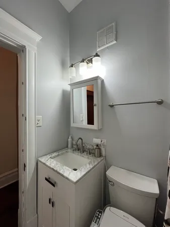 $3,600 | 1359 East 57th Street, Unit 1, Chicago, IL 60637