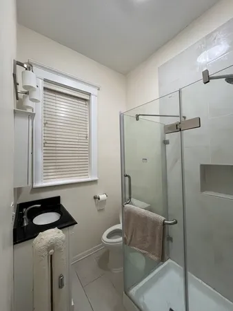 $3,600 | 1359 East 57th Street, Unit 1, Chicago, IL 60637