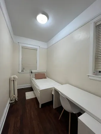 $3,600 | 1359 East 57th Street, Unit 1, Chicago, IL 60637