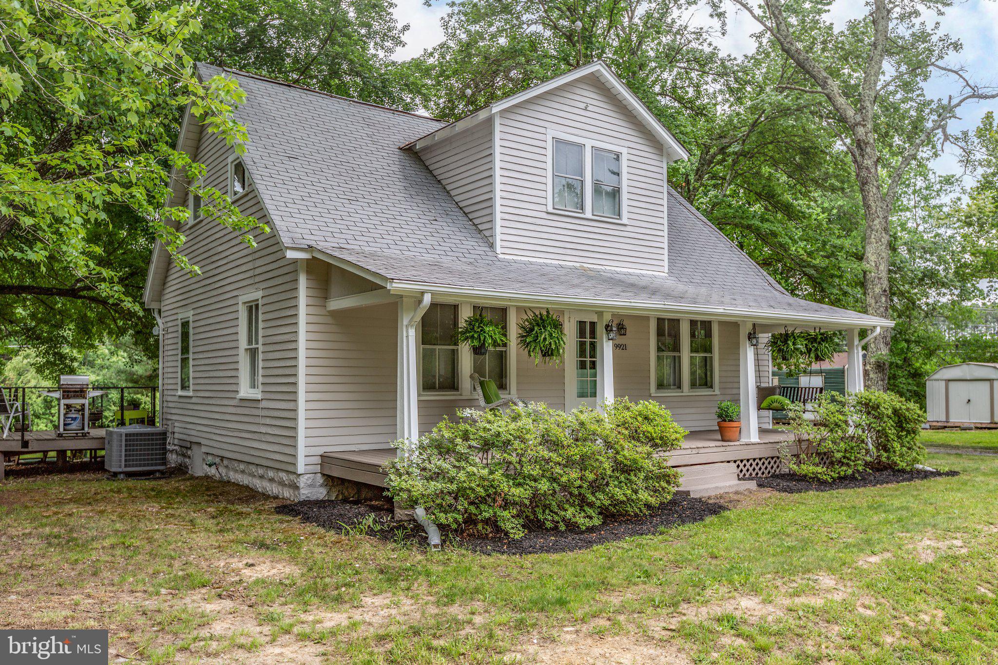 9921 Gordon Road Spotsylvania, VA 22553 - Photo 2 of 61 Excellent Curb Appeal