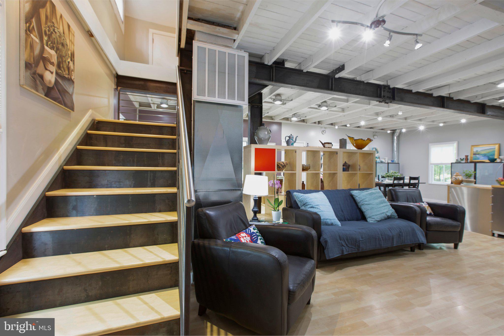 9921 Gordon Road Spotsylvania, VA 22553 - Photo 22 of 61 Custom designed staircase!