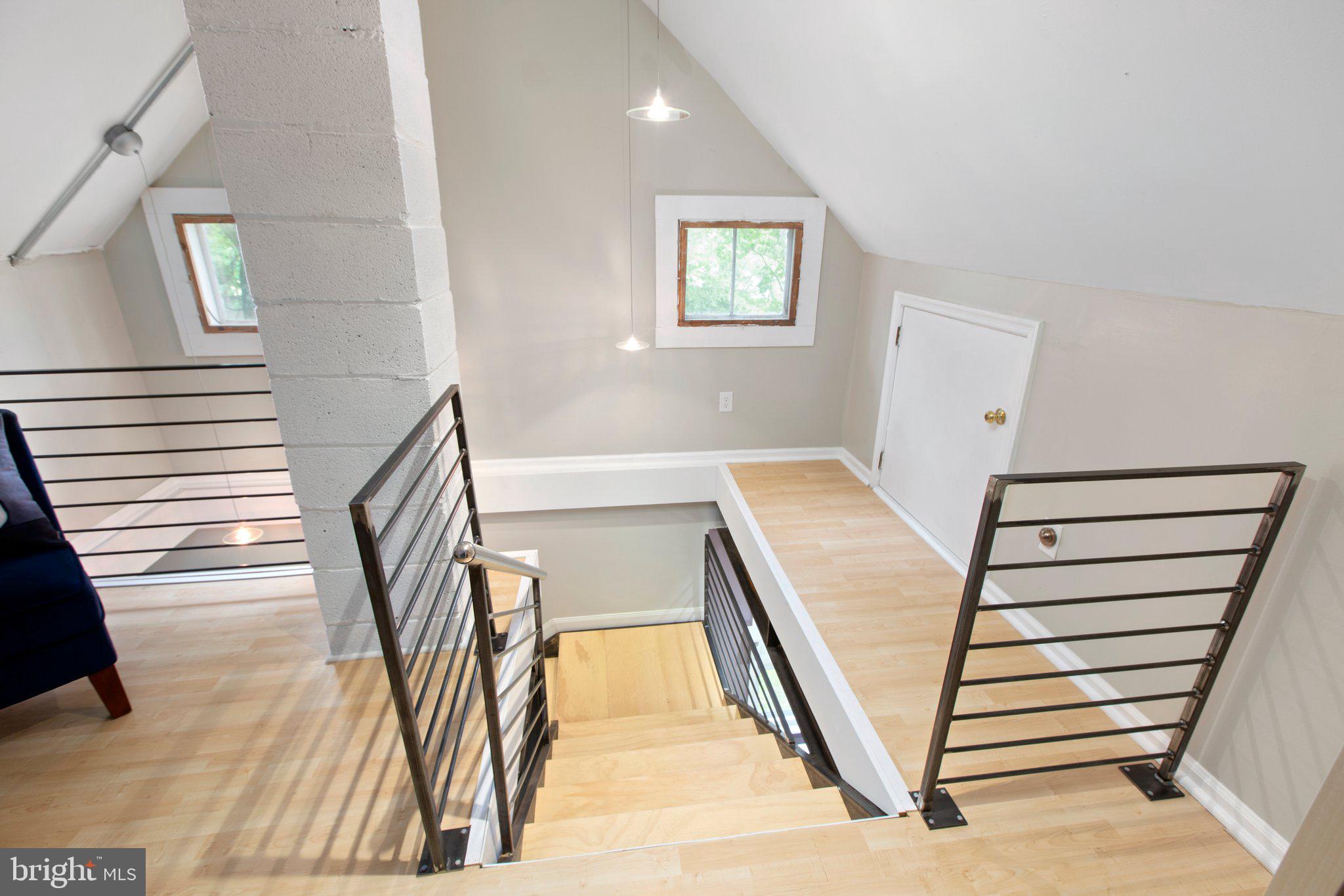 9921 Gordon Road Spotsylvania, VA 22553 - Photo 32 of 61 A show piece staircase!