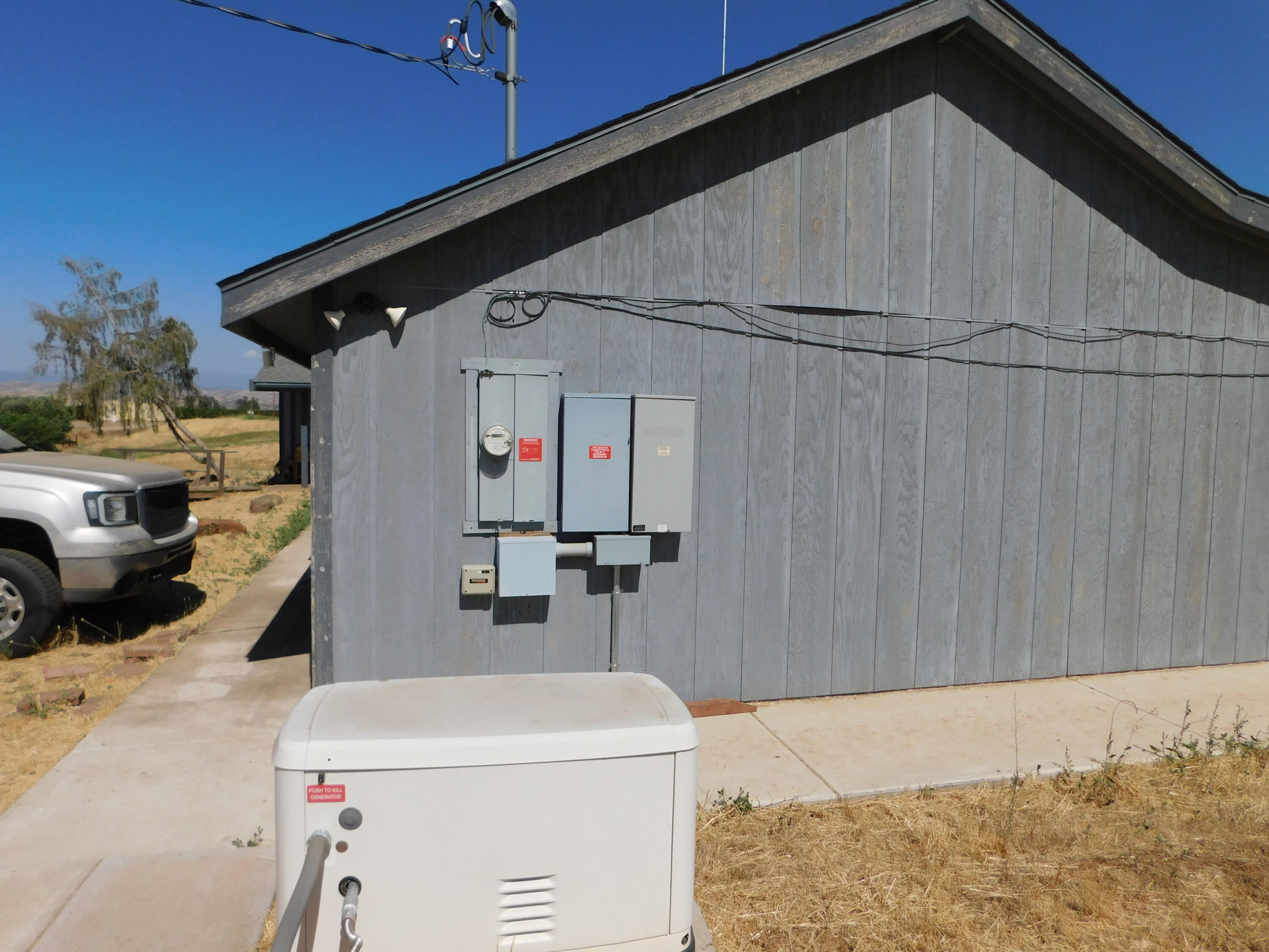 20367 Goodfellow Avenue Reedley, CA 93654 - Photo 117 of 123 DSCN3549