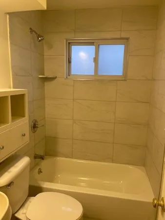 $1,500 | 8254 Milburn Street, Westland, MI 48185