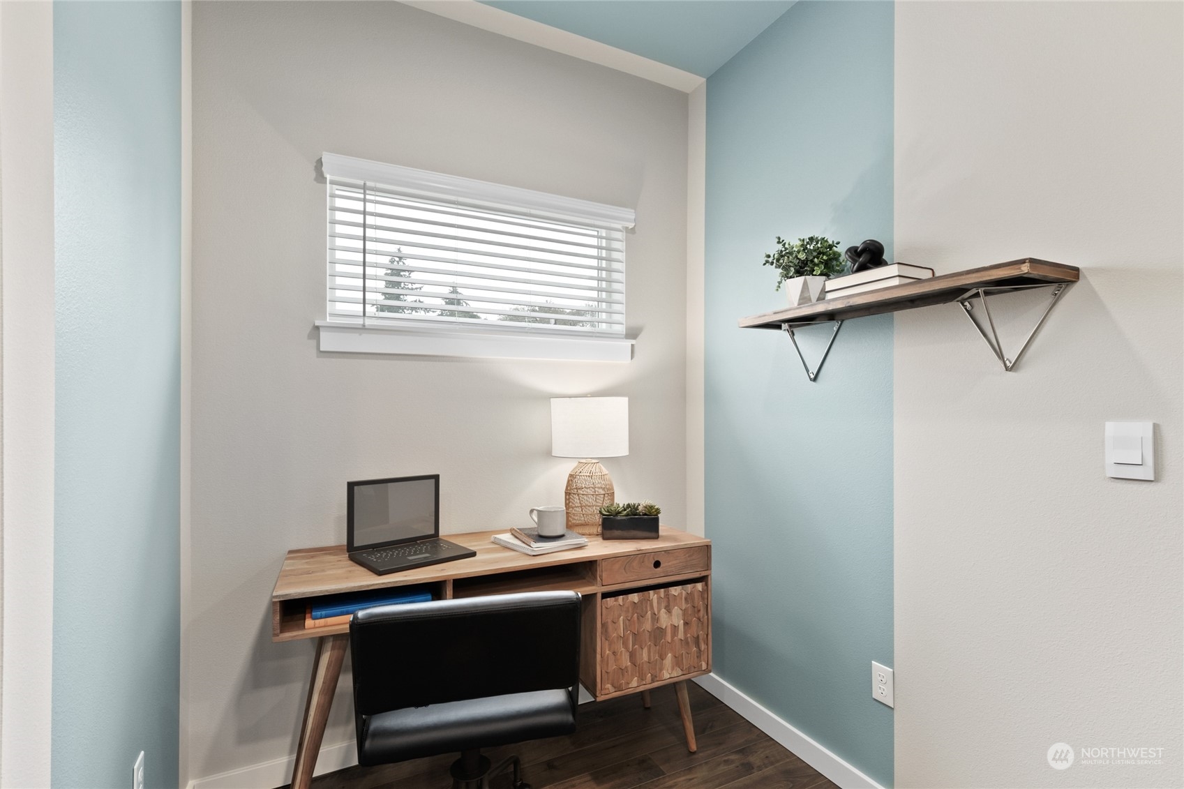 20801 3rd Drive Southeast Bothell, WA 98012 - Photo 19 of 34 a view of workspace with a window