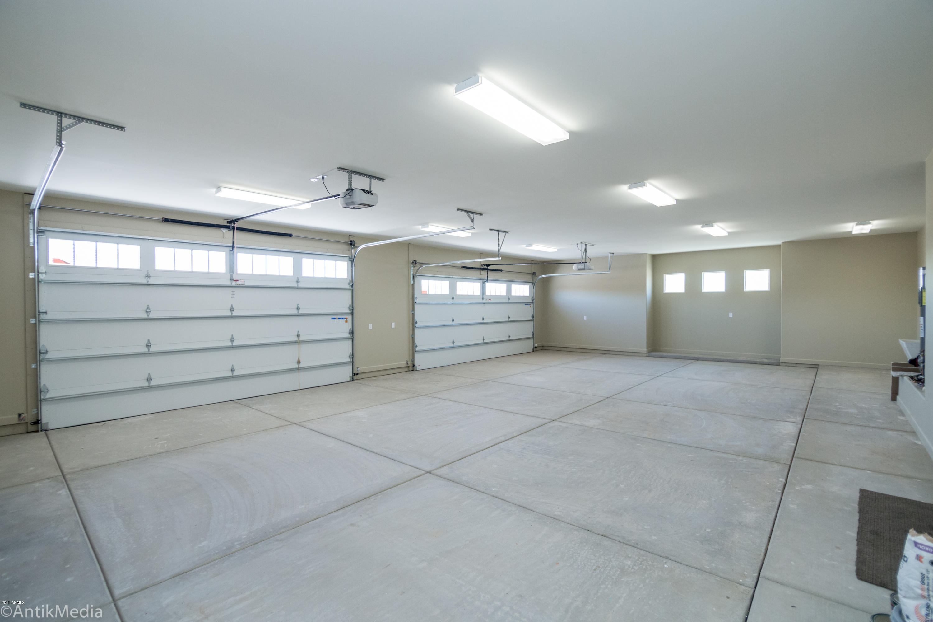 2820 West Irvine Road Phoenix, AZ 85086 - Photo 44 of 45 Plenty of Room for Cars & Toys