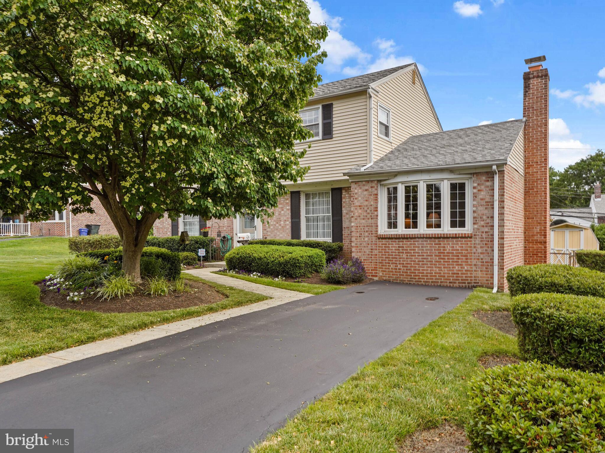 333 Harrington Road Havertown, PA 19083 - Photo 2 of 37