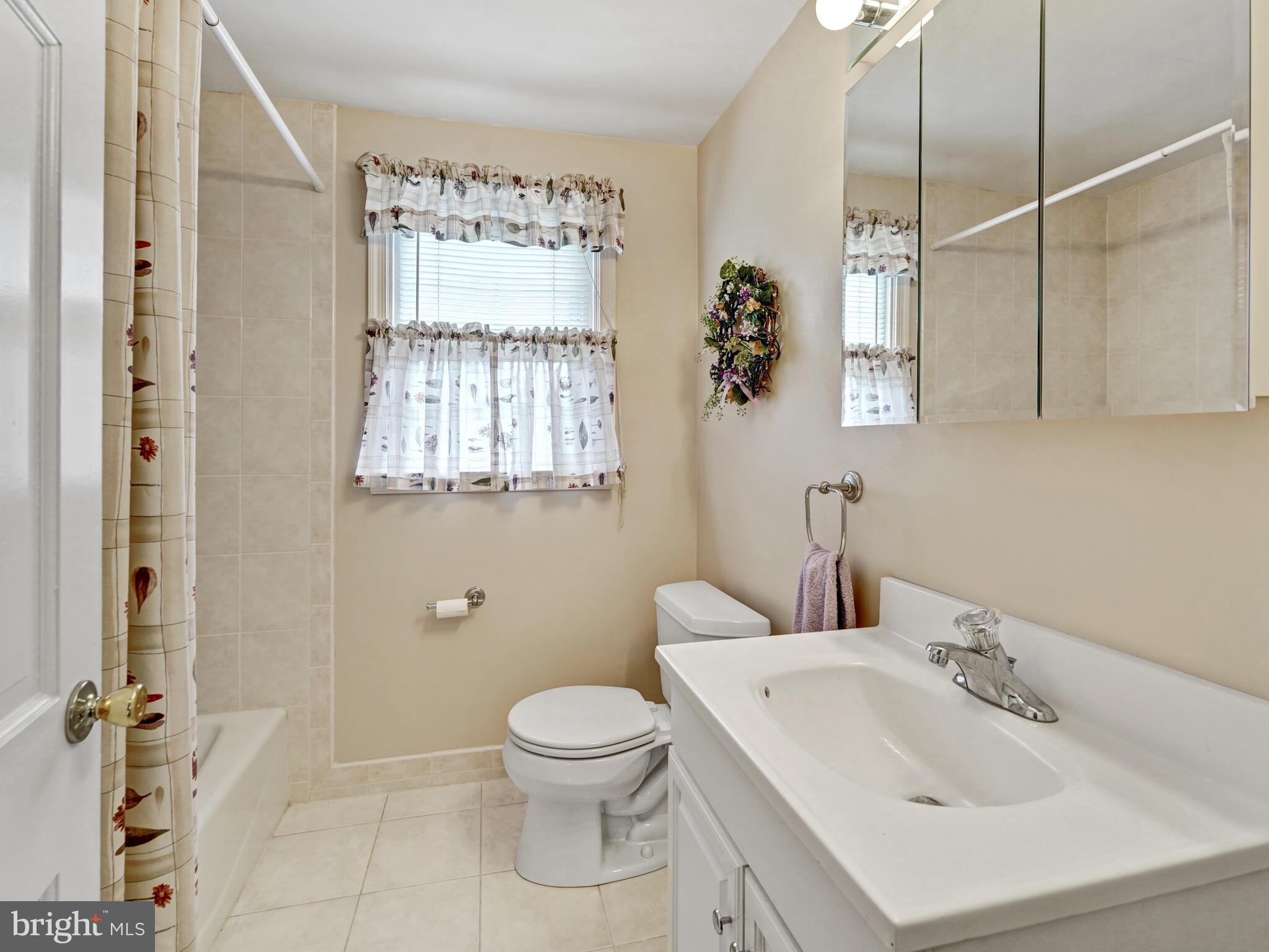 333 Harrington Road Havertown, PA 19083 - Photo 25 of 37