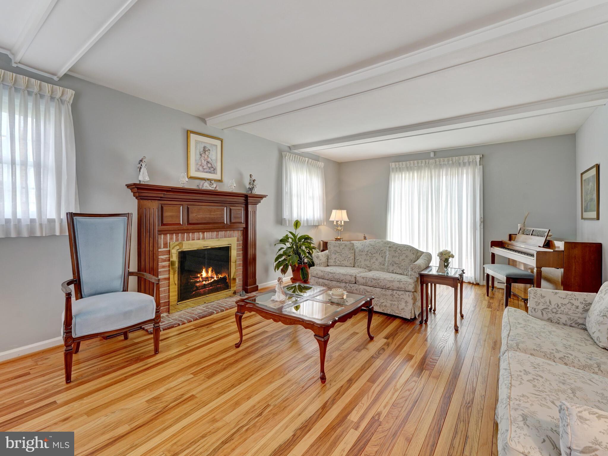 333 Harrington Road Havertown, PA 19083 - Photo 4 of 37