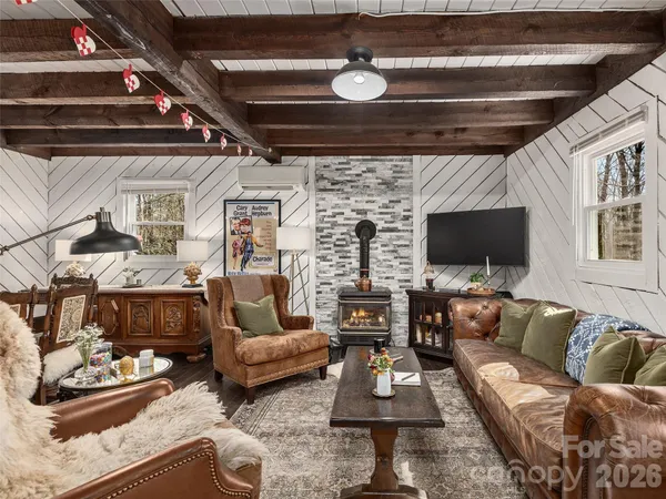 $450,000 | 116 Vehorn Road, Fairview, NC 28730