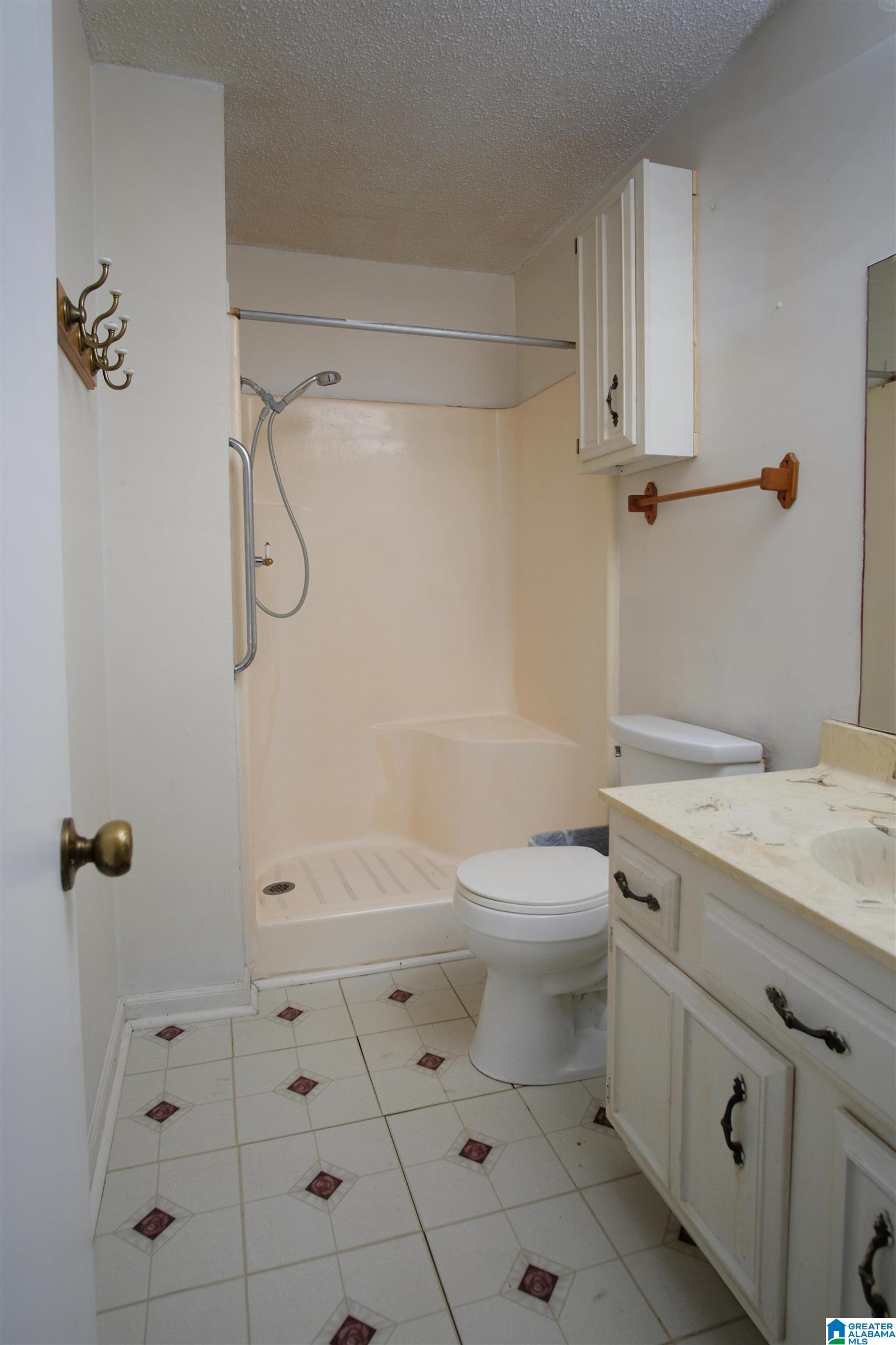 580 Lee Circle Cropwell, AL 35054 - Photo 9 of 17
