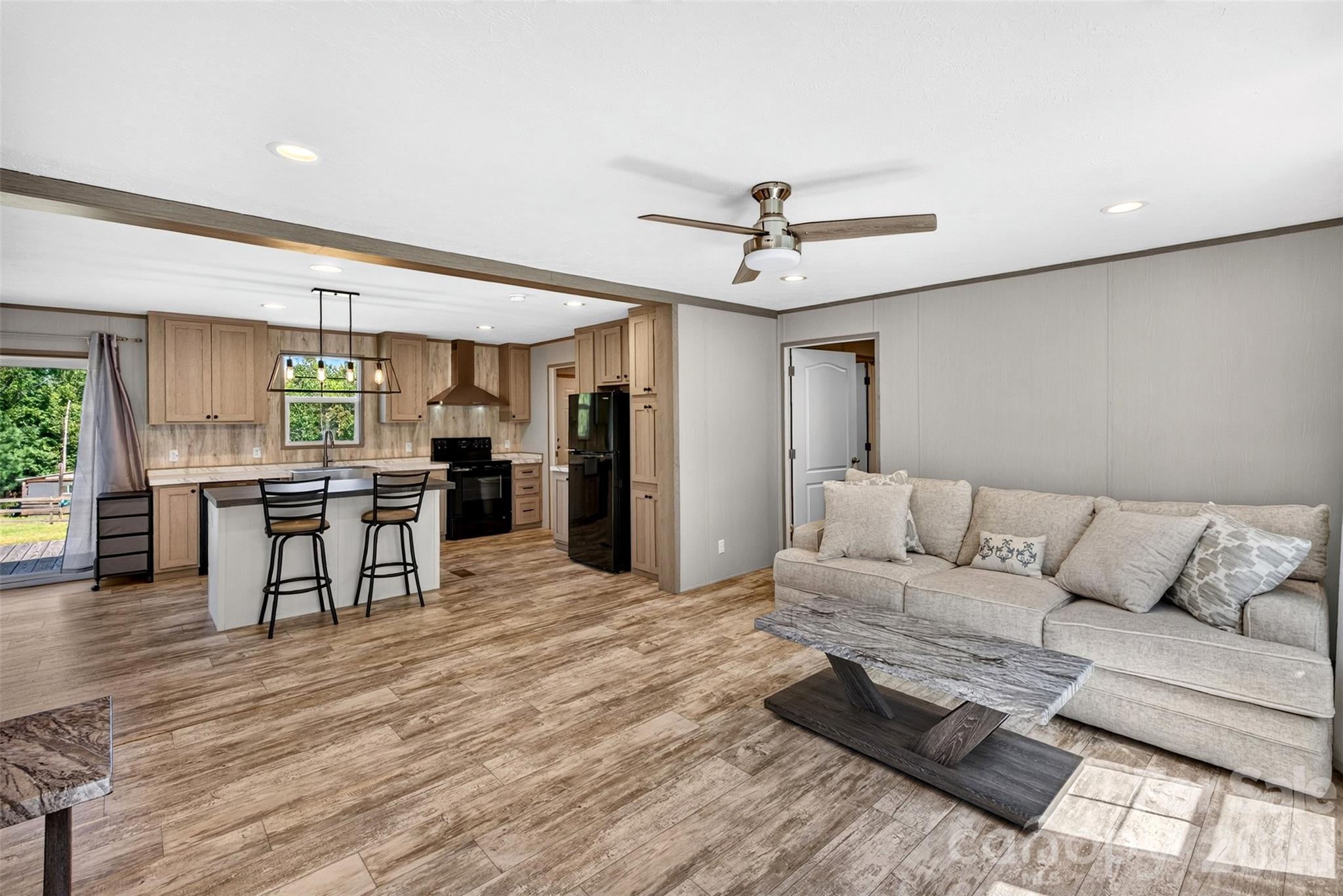 316 Oak Grove Road Landrum, SC 29356 - Photo 6 of 40 Gallery Image 6