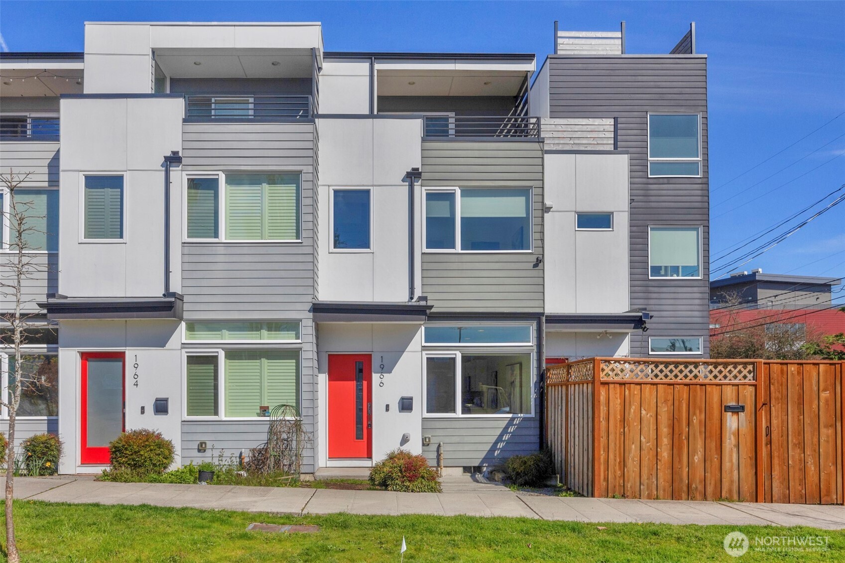 a front view of house with yard