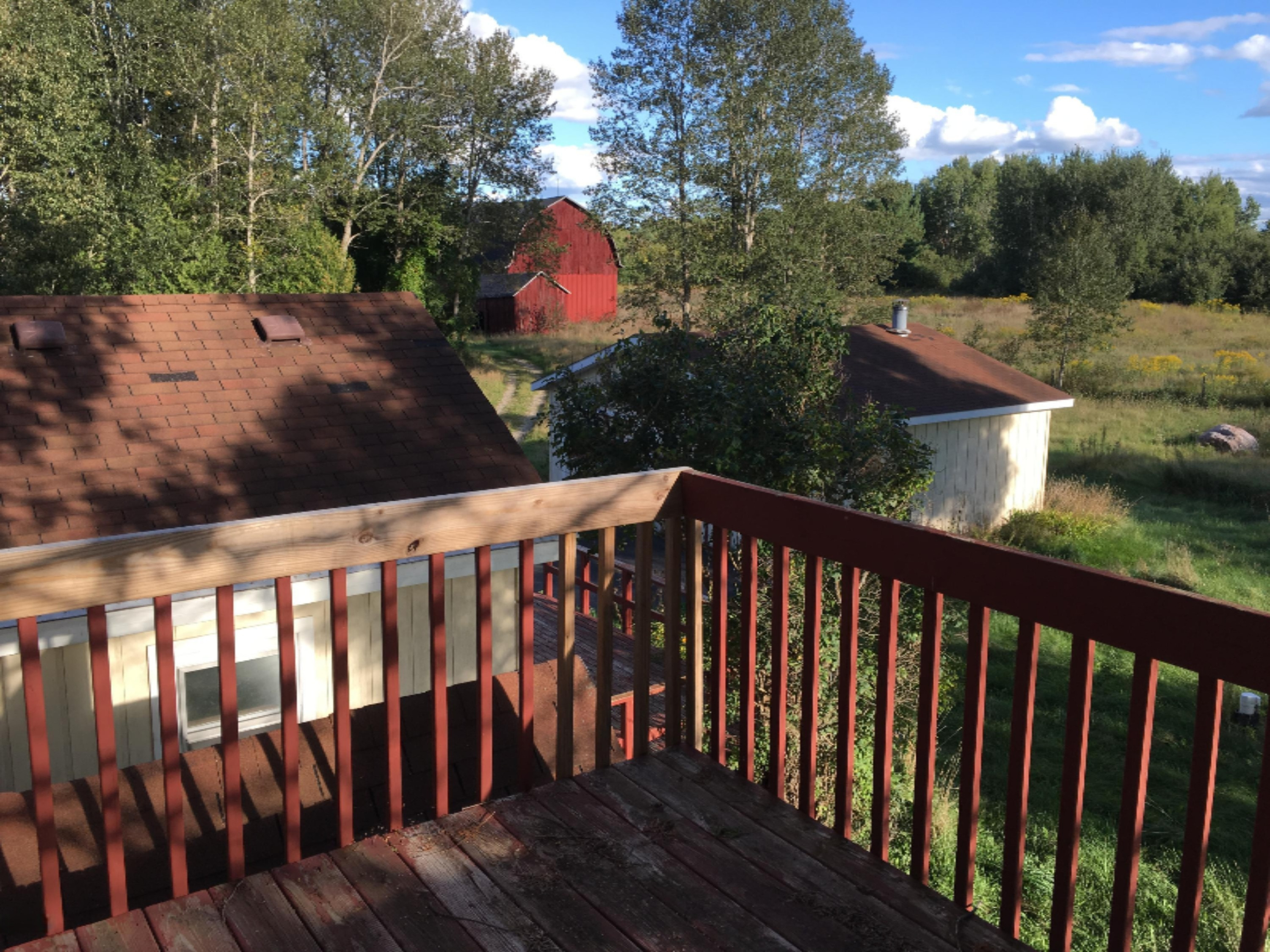 22705 22 Mile Road Paris, MI 49338 - Photo 3 of 15 Balcony Overlooking back yard