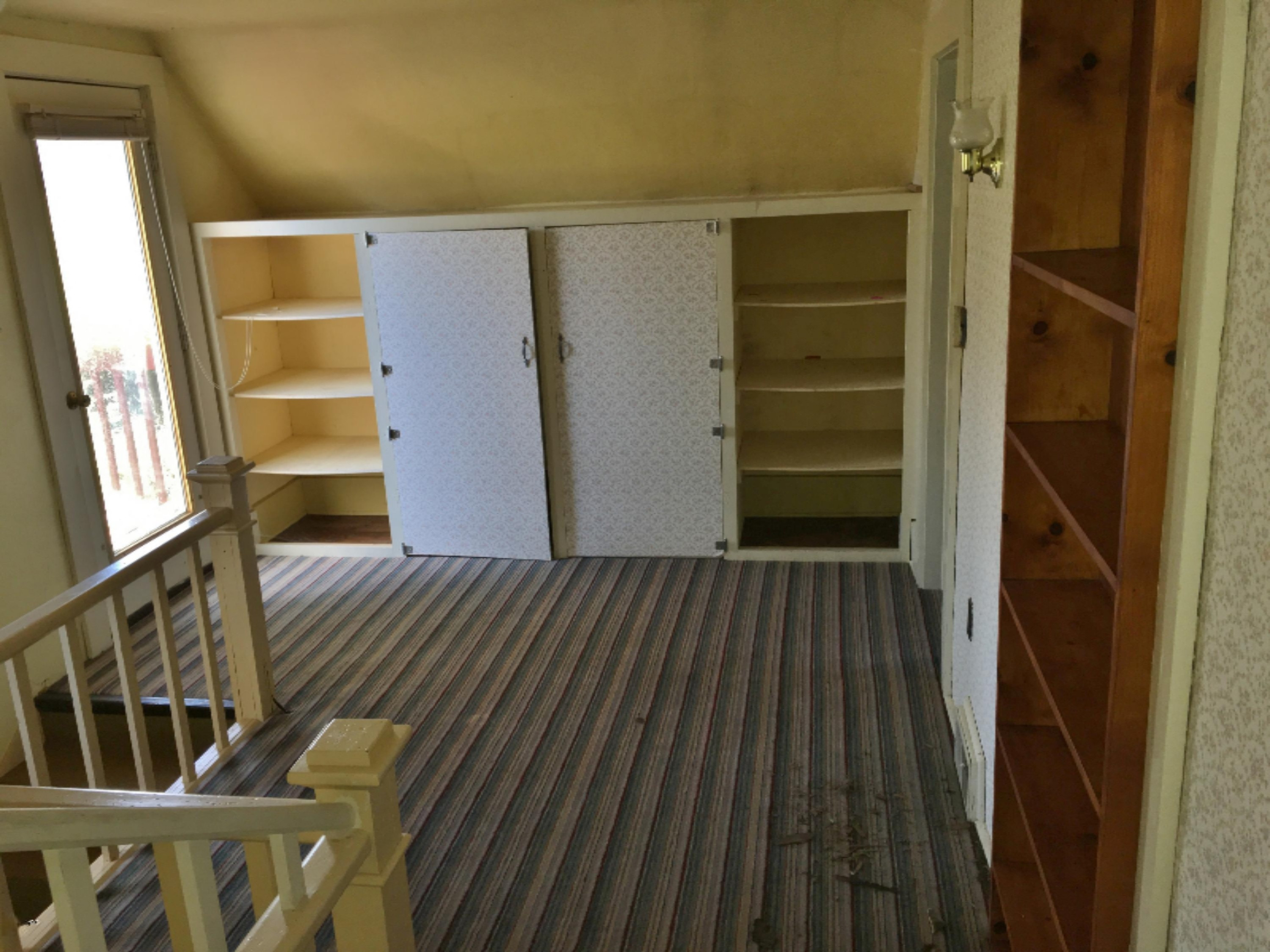 22705 22 Mile Road Paris, MI 49338 - Photo 8 of 15 Upstairs landing area