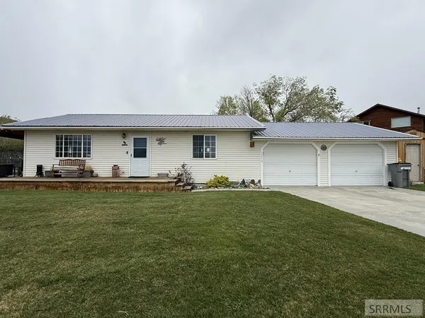$335,000 | 1210 7th Street, Challis, ID 83226
