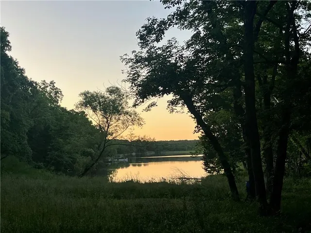 $9,500 | 2 Orchard Lane, Mound City, KS 66056