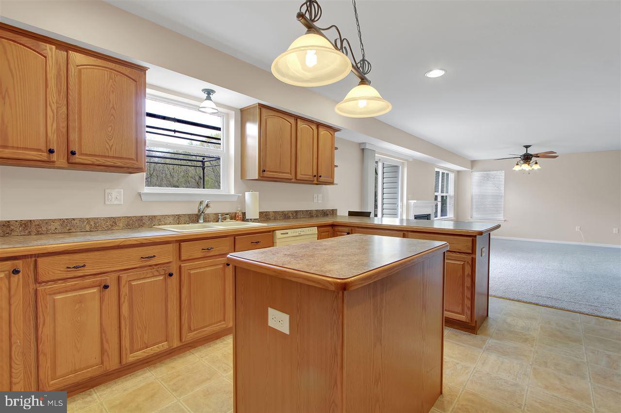 701 McGlaughlin Road Fairfield, PA 17320 - Photo 9 of 36