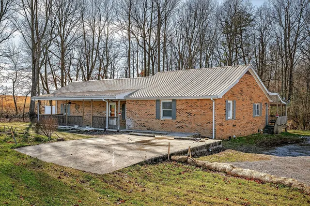 $309,900 | 6940 South York Highway, Clarkrange, TN 38553