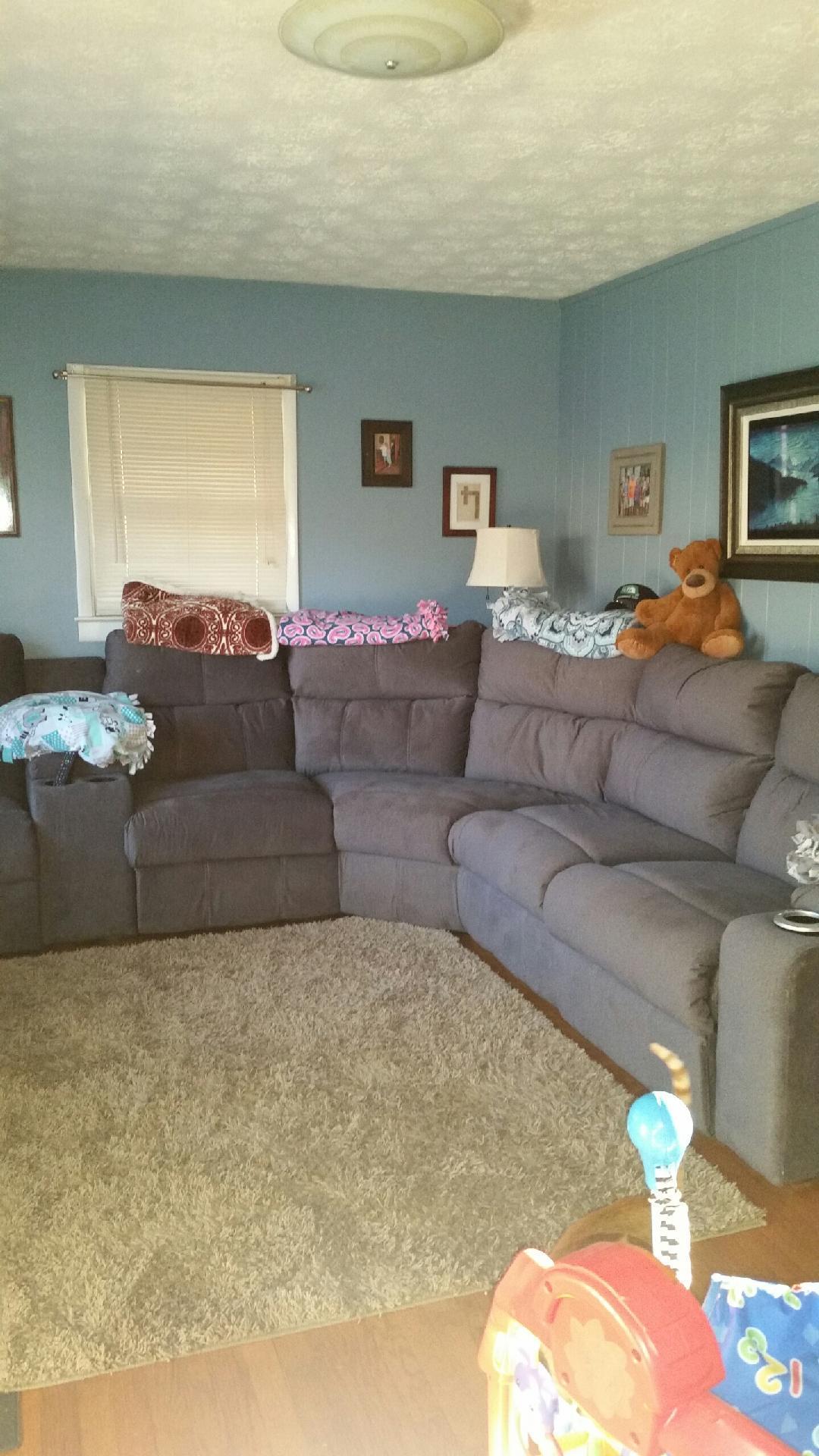 835 Iron Works Road Harrogate, TN 37752 - Photo 14 of 25 living room1