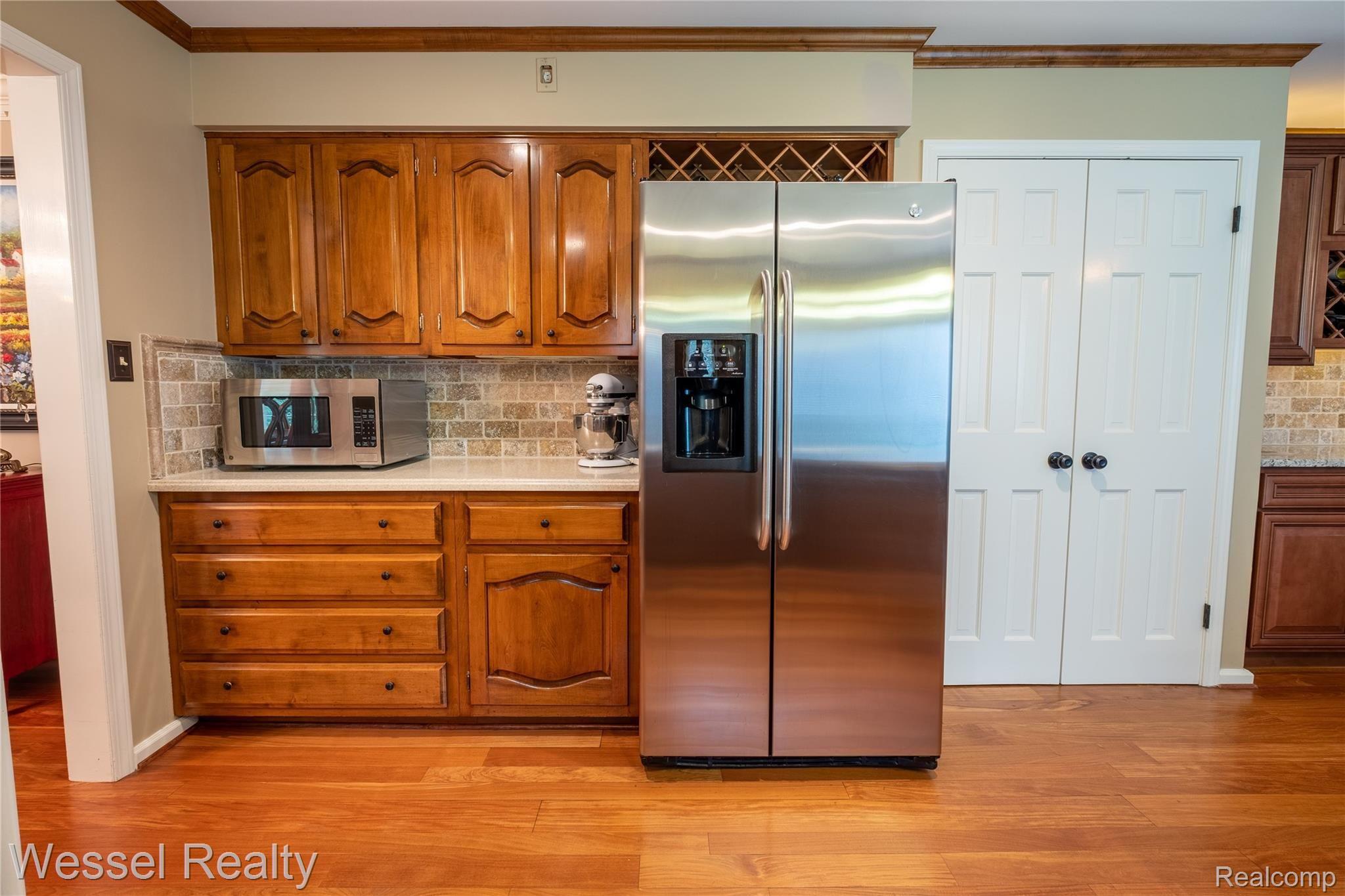 8312 Pippen Drive Romeo, MI 48065 - Photo 9 of 51 Pippen-007.jpg
