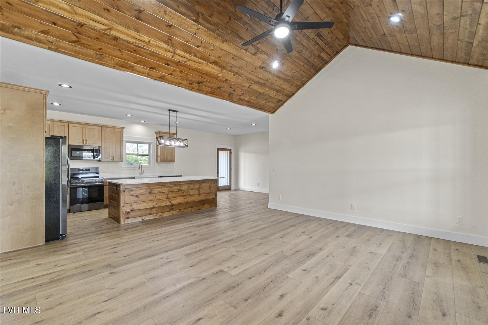 4205 John Graham Road Greeneville, TN 37745 - Photo 3 of 46 3