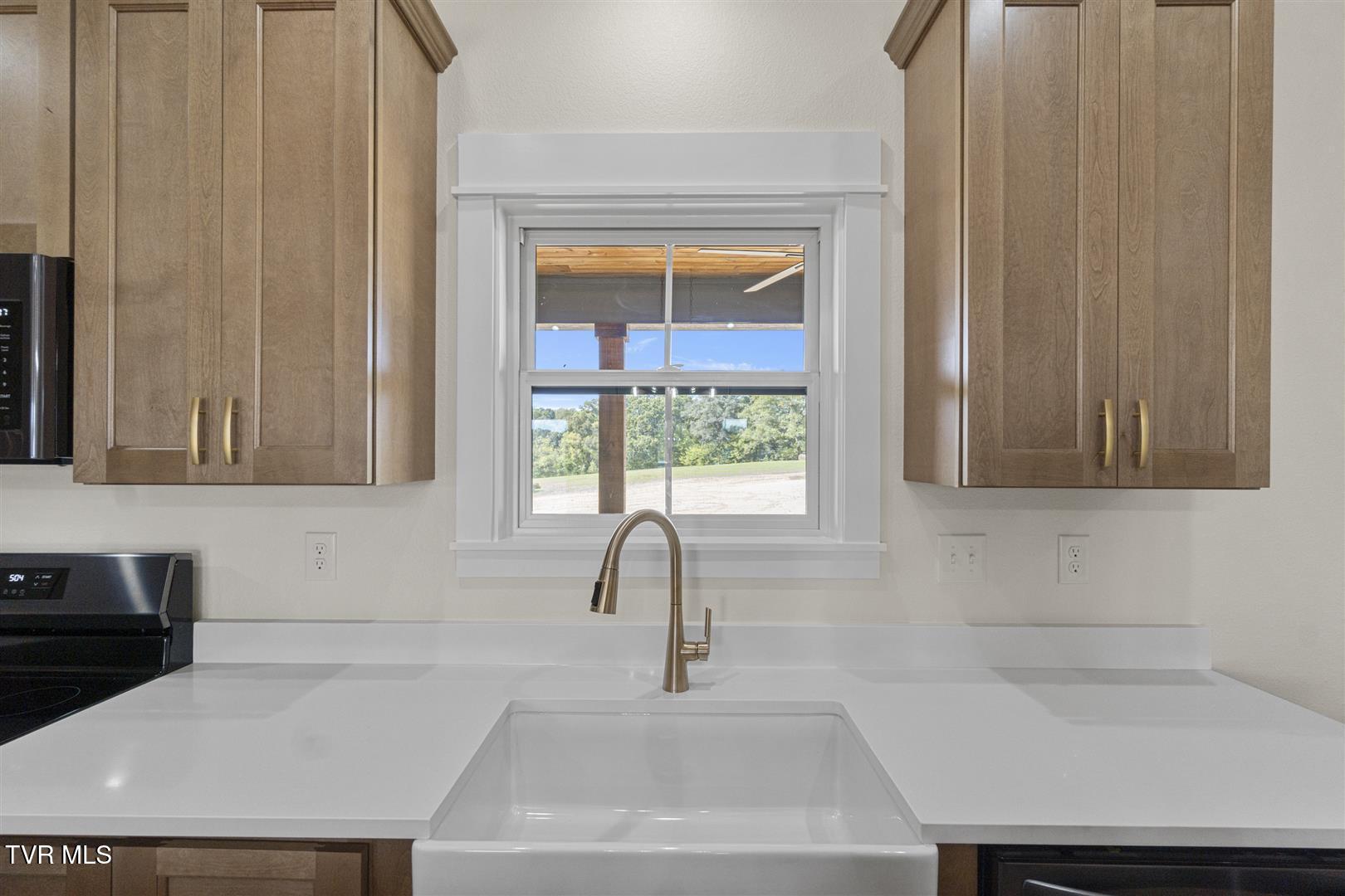 4205 John Graham Road Greeneville, TN 37745 - Photo 9 of 46 9